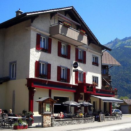 Hotel Tell And Apartments Unterseen Exteriör bild